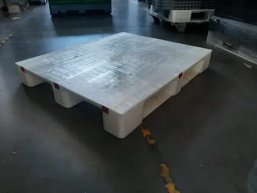 [PAL020-1] Palettes de Rayonnage Profilée MPP HDPE Alimentaire 120*100  Surface Lisse 3 semelles